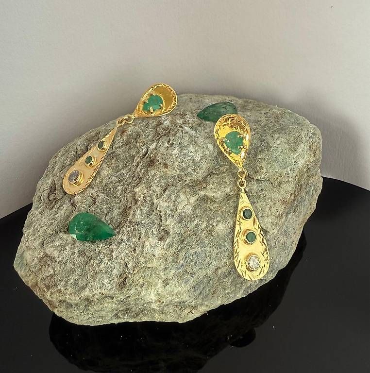 Orecchini pendenti & Orecchini a lobo: Gold Ohrringe 750 – Usato da Bützberg venduto da neo_yrk7 3
