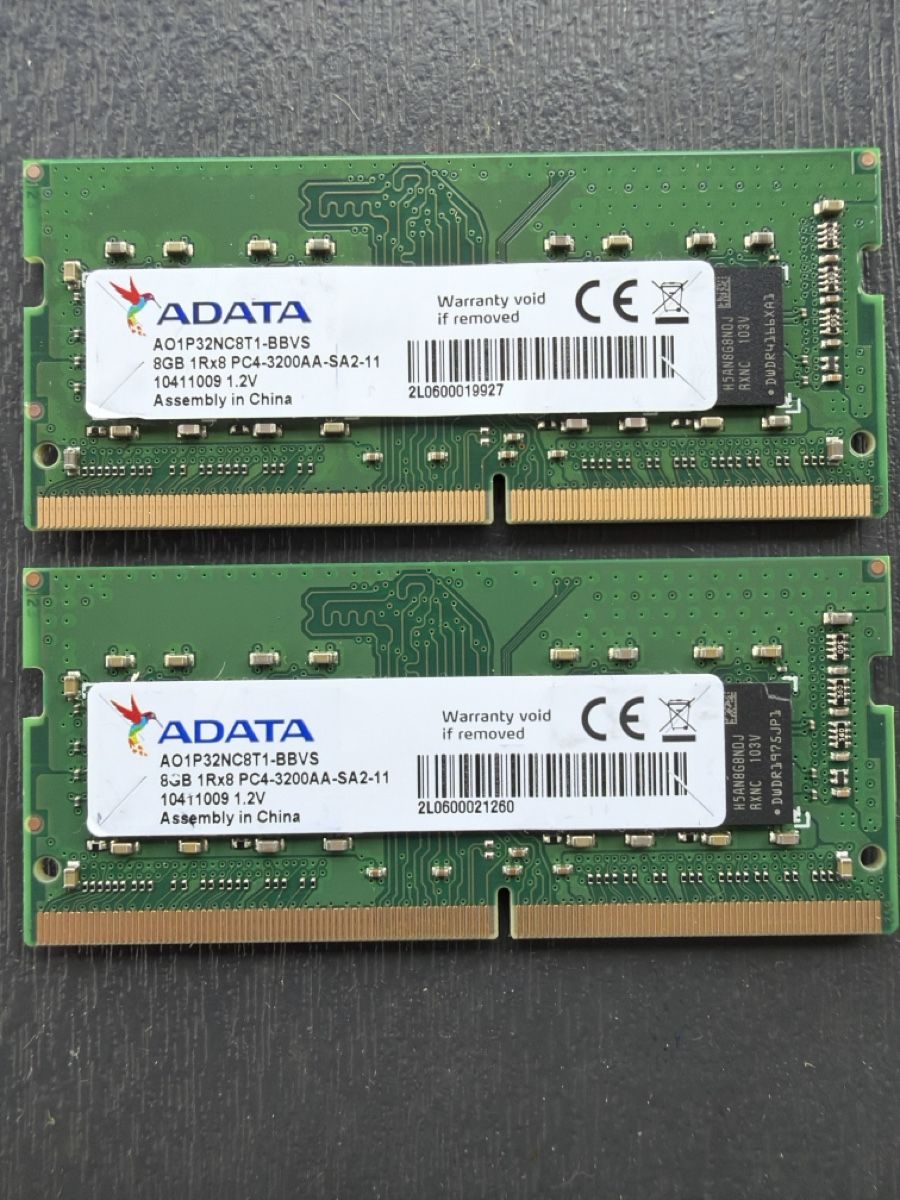 Memoria / RAM: 2x barrette ADATA 8GB DDR4 PC4-3200AA-SA2-11 RAM modules – Usato da Luc (Ayent) venduto da LUCCITY