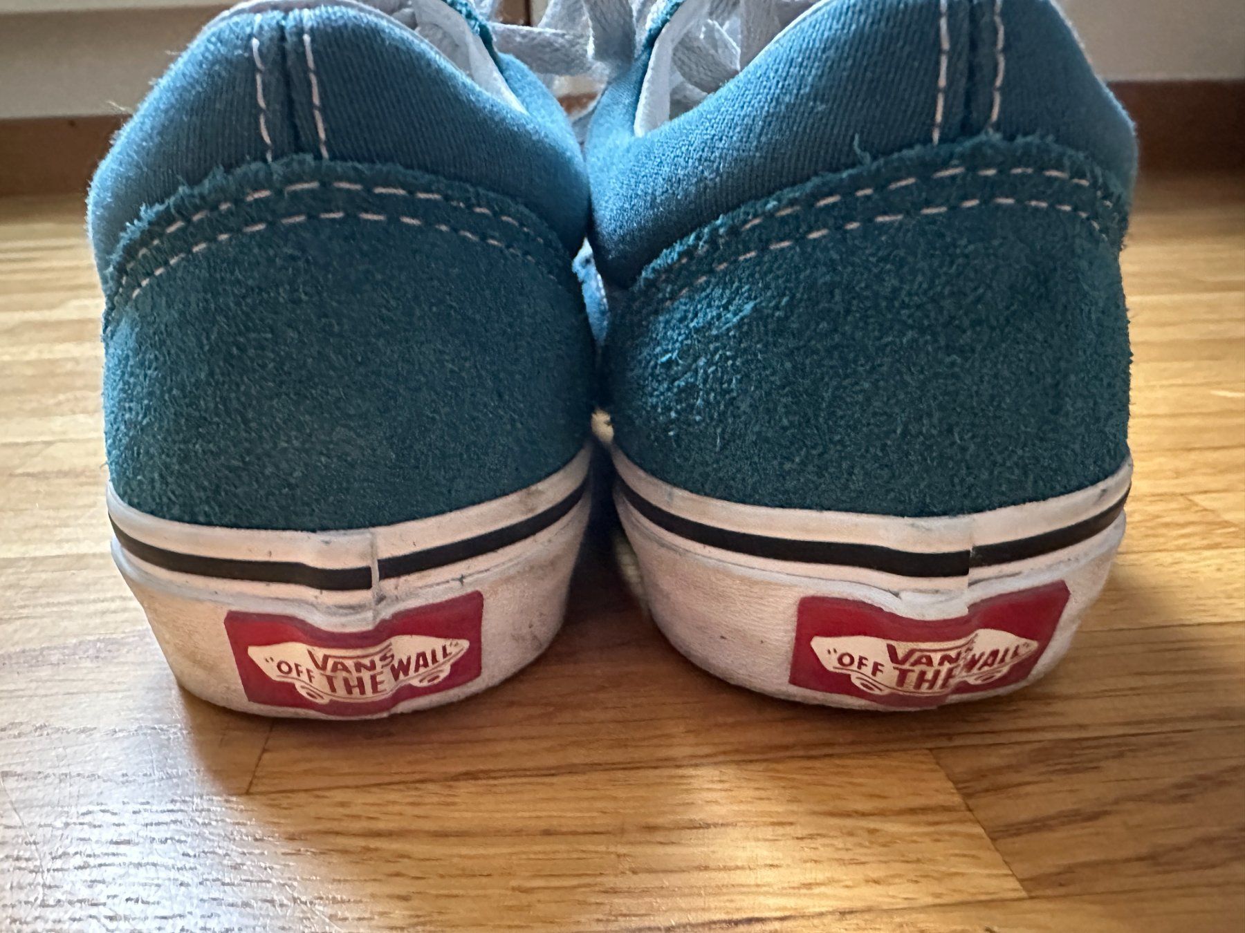 Vans Scarpe per ragazzi: Vans Kids Old Skool Deep Teel Suede Size 33 – Usato da Lausanne venduto da brixton 4