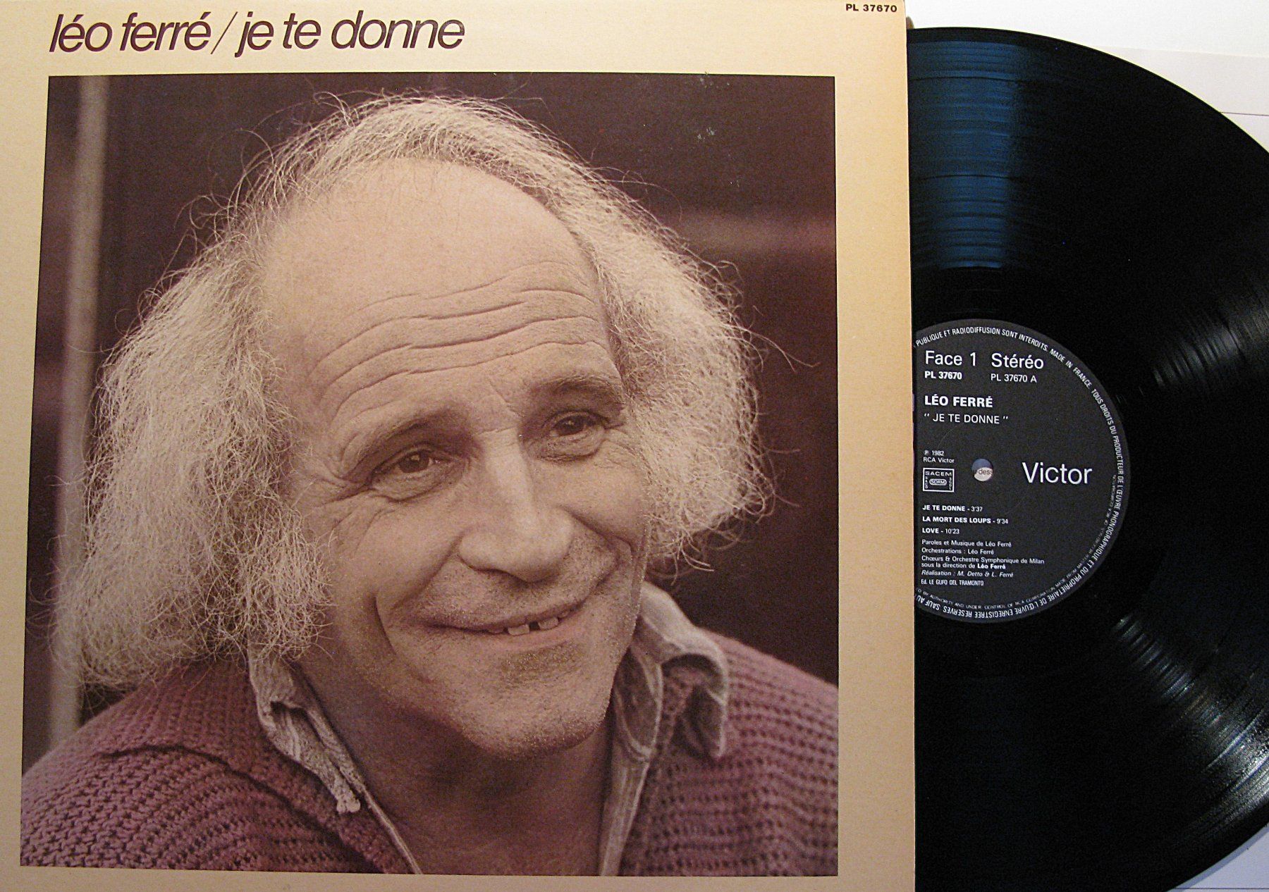 Vinyles: LEO FERRE "Je Te Donne"  LP in VG+ – D'occasion à Monthey par Pingmub