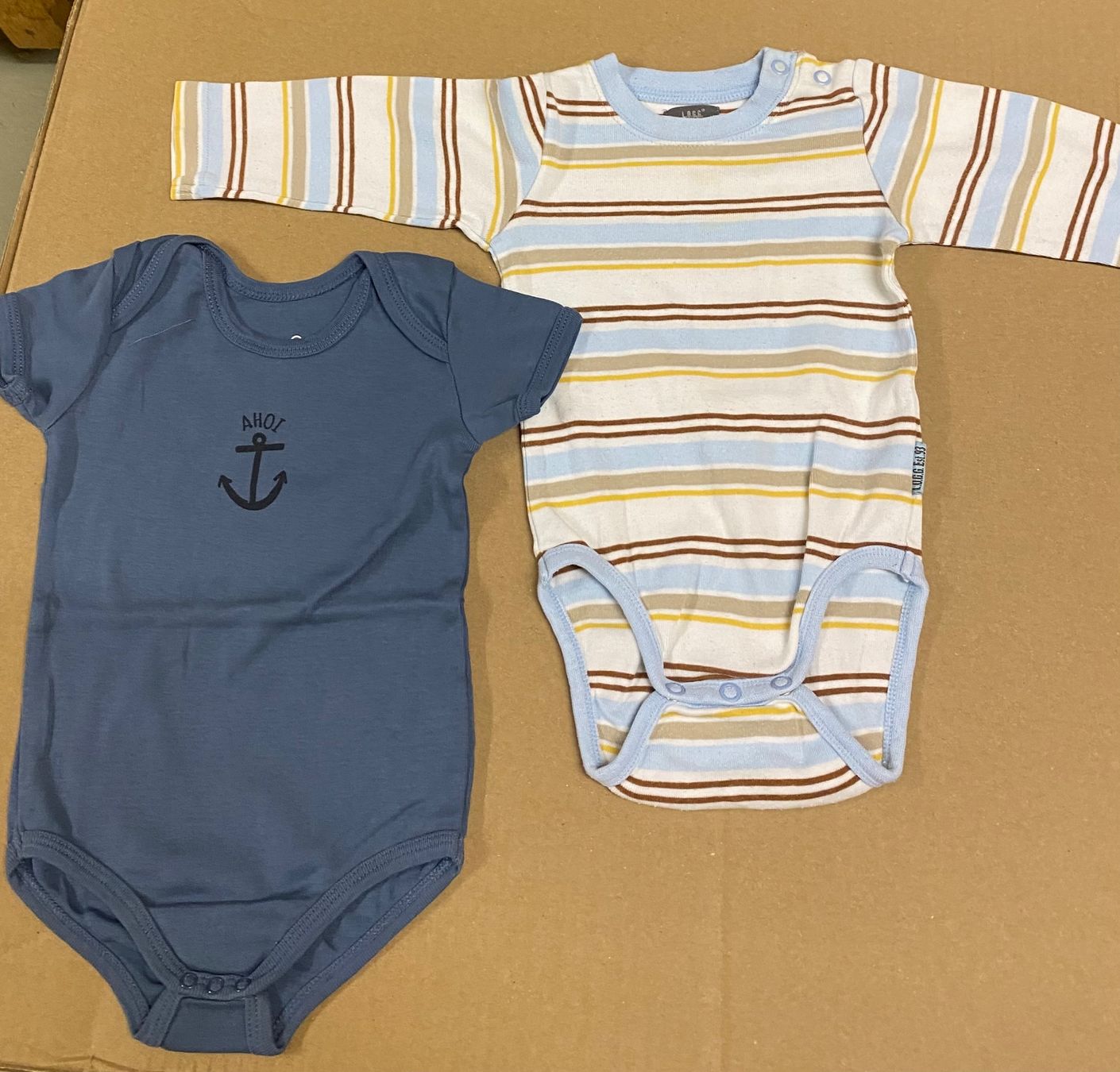 Kleiderpakete & -sets: Baby Body Grösse 68 – Gebraucht aus Zürich von MaSte 2