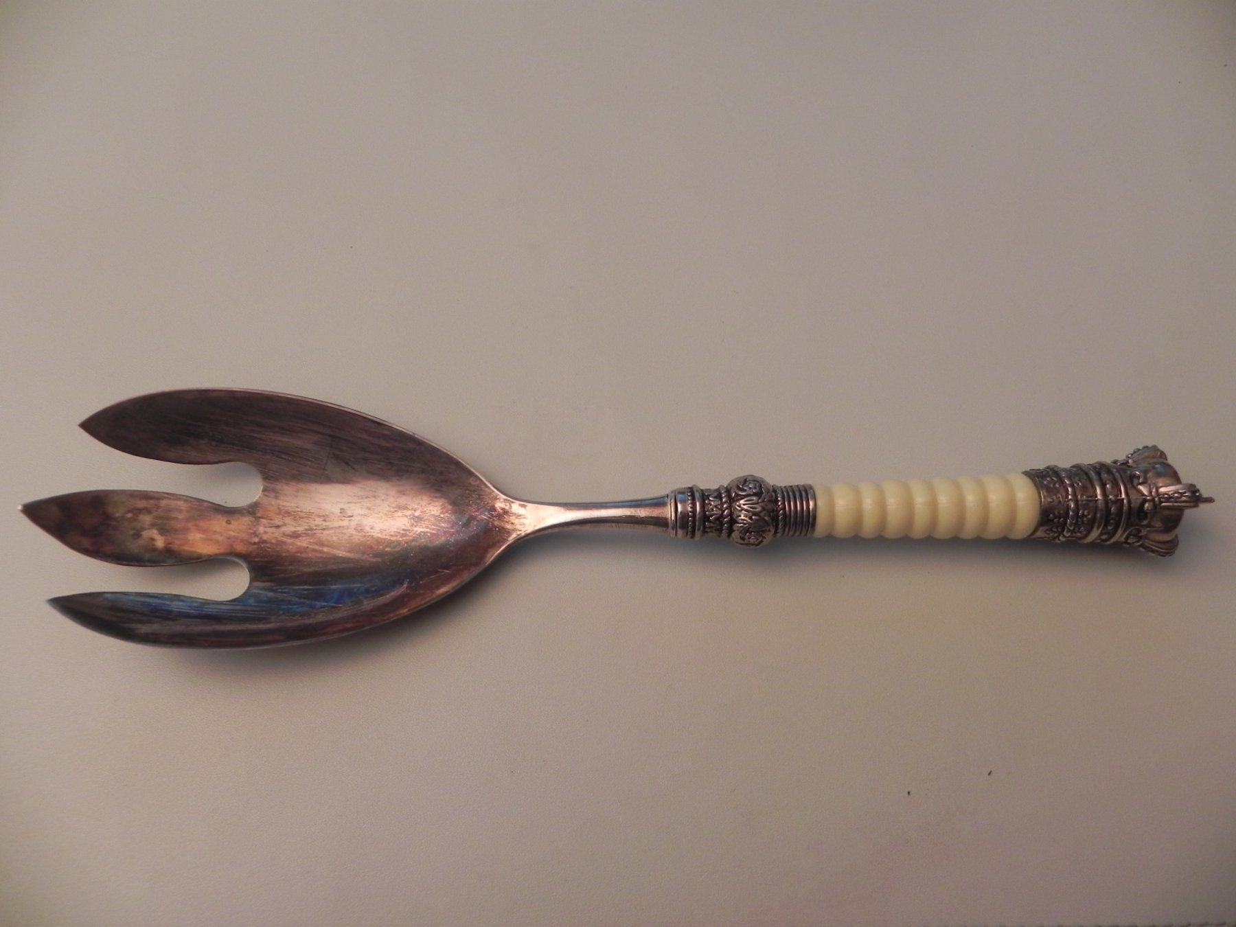 Set di posate: Vintage Servierbesteck - Versilbert? Silber? – Usato da Minusio venduto da Lory64