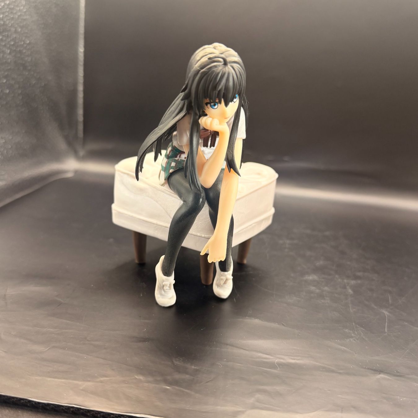 Figurines: Oregairu Anime Figur mit Sofa – D'occasion à Düdingen par Nerdworld