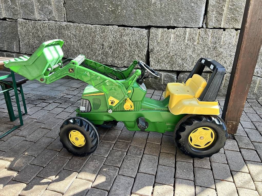 Veicoli per bambini: John Deere Tret-Traktor Junior – Usato da Emmetten venduto da choicy123