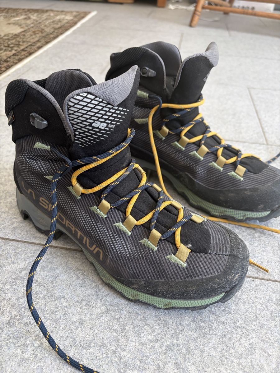 La Sportiva Scarpe da uomo: La Sportiva chaussures de randonnée  – Nuovo (secondo la descrizione) da Bellevue venduto da cra_gk6j