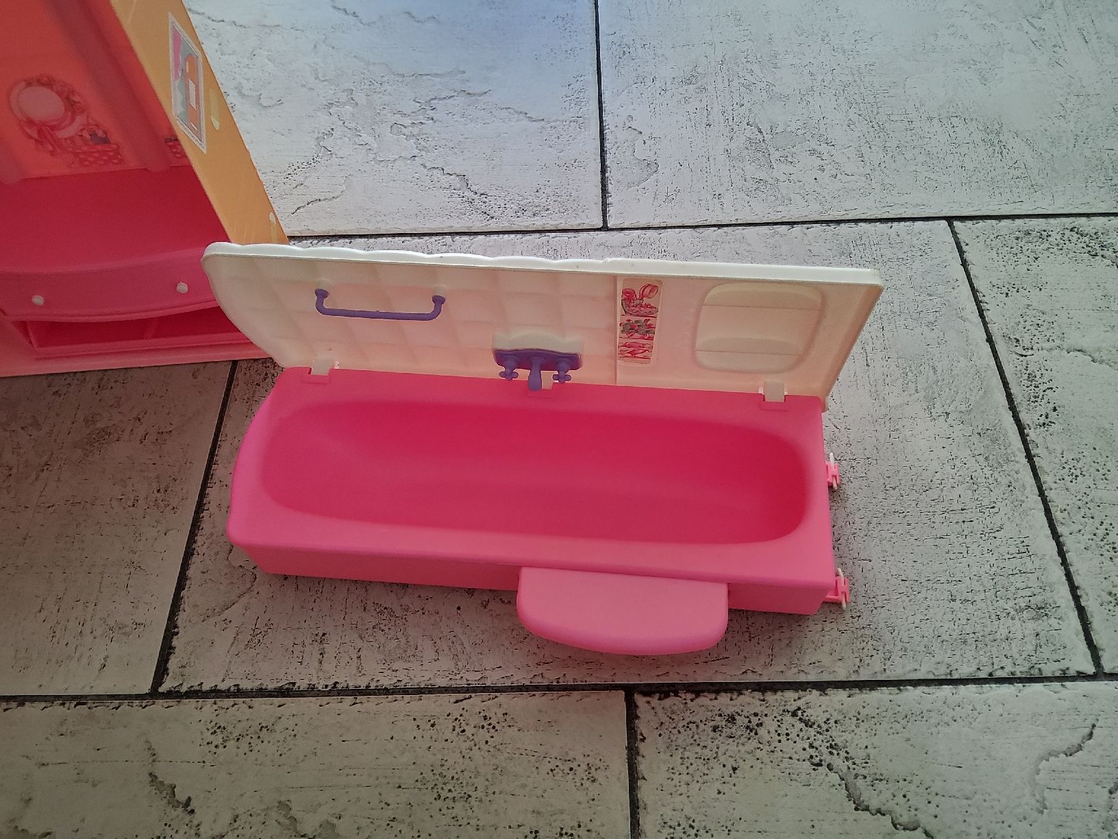 Giocattoli: Barbie Rollkoffer – Usato da Oberwangen b. Bern venduto da rol_p5g6 1