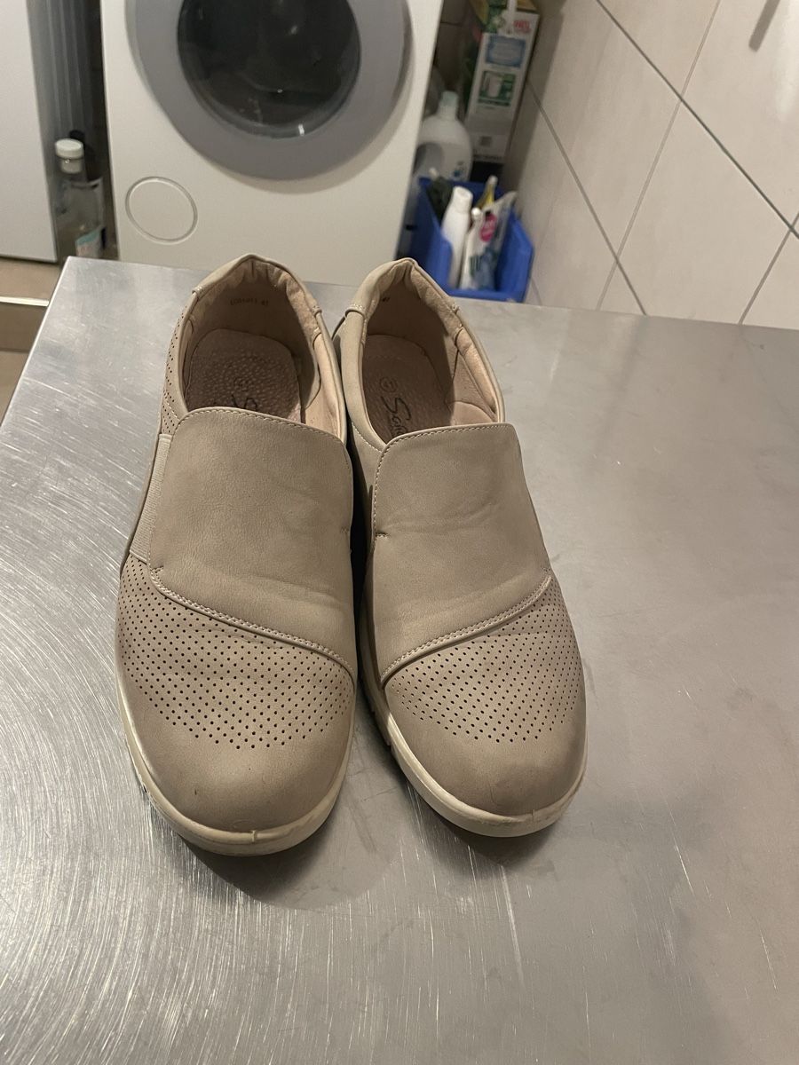 Scarpe da donna: Damenschuhe 41 designed in  Italy – Usato da Frauenfeld venduto da Waldtaube53 5