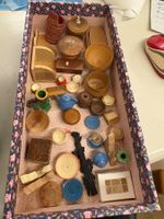 Puppenstube - diverse kleine Holzartikel