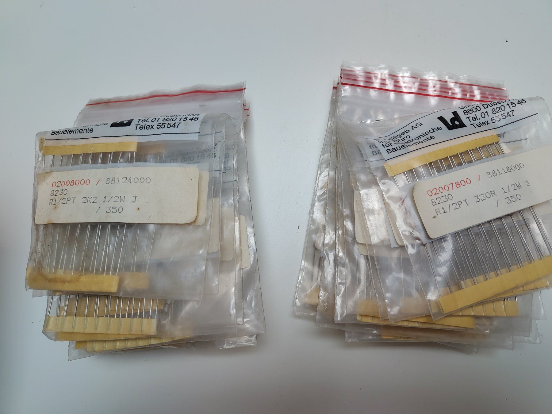 Componenti elettronici: Umfassendes Widerstand-Set 1/2 Watt Kohleschicht – Usato da Basel venduto da daskommtgut