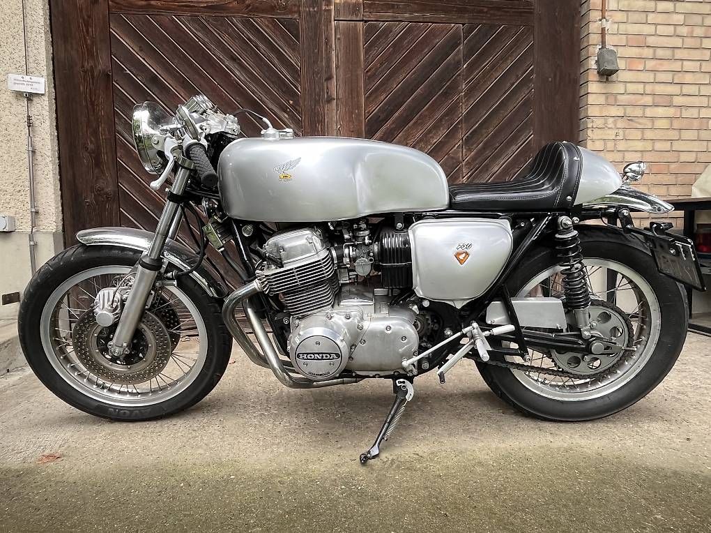 Strada: Honda CB750 Four K1 Café Racer Oldtimer – Usato da Heimenhausen venduto da Sazhoo0