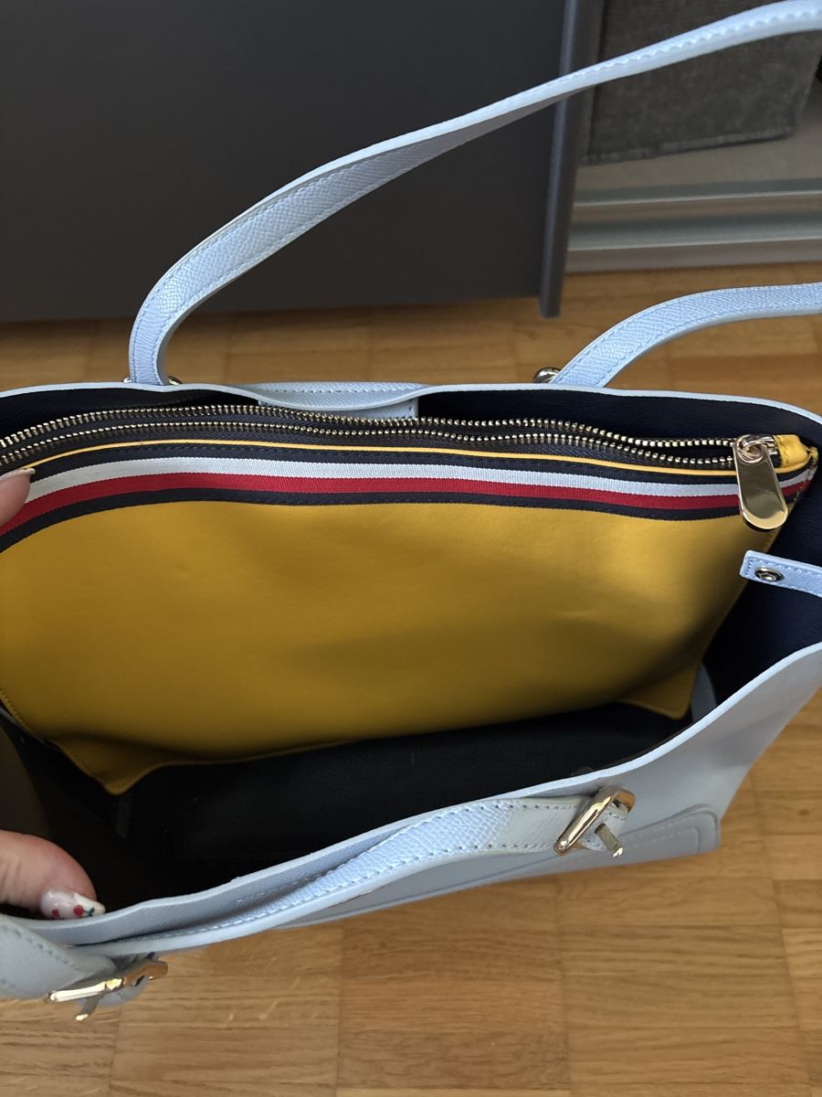 Tommy Hilfiger Borse da donna: Tommy Hilfiger Handtasche blau – Nuovo (secondo la descrizione) da Uetikon am See venduto da car_ck5c 1