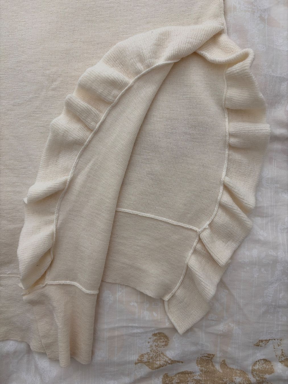 Pulls & Sweat-shirts: Feinstrick Pullover off white – Neuf (Voir description) à Luzern par Chiara.9 7