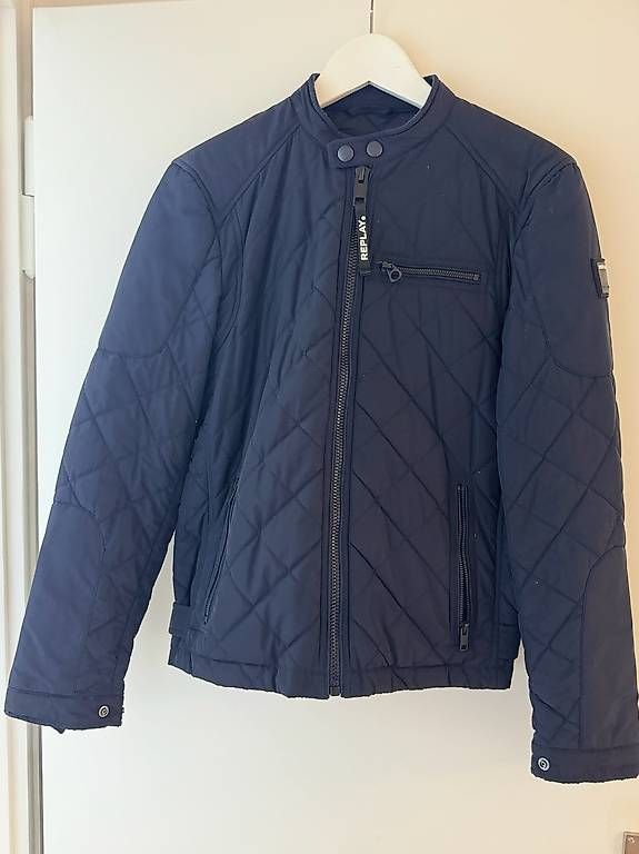 Giacche: Replay Jacke Navyblau Gross S – Usato da Luzern venduto da Jdasilva 1