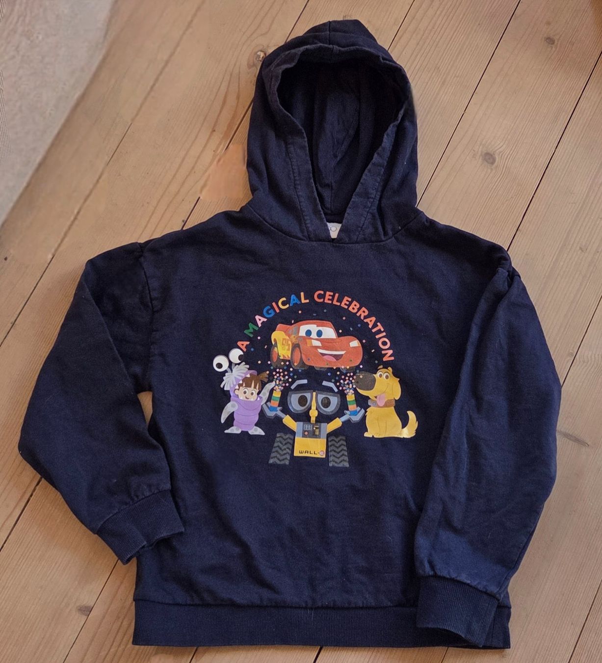 Maglioni & Felpe: Pullover/Kapuzenpullover 100 Jahre Disney, Gr. 140 – Usato da Siblingen venduto da Vany_McDougall 4