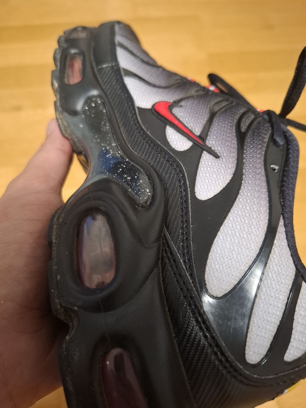 Nike Chaussures hommes: Nike TN Air Max Plus"Black Gradient Red" – D'occasion à Zürich par ruo_66nh 2