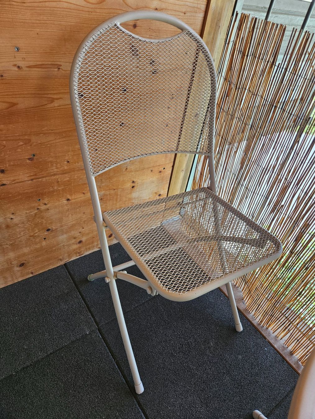 Tischset: Gartentisch mit 2 Stühlen – Gebraucht aus Lyssach von Jan_bhb8 1
