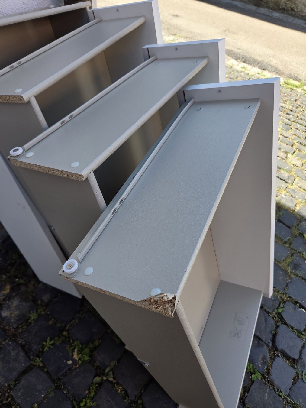 Ikea Cassettiere: Sideboard Ikea Kommode – Usato da Niederglatt ZH venduto da Conucci 3