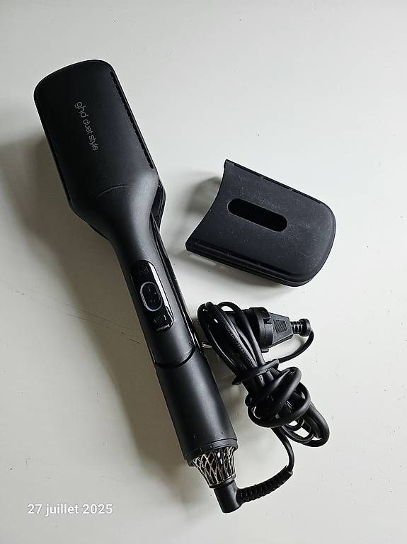 Accessori per capelli: Lisseur séchant  – Usato da Prilly venduto da blu_wn6f 2