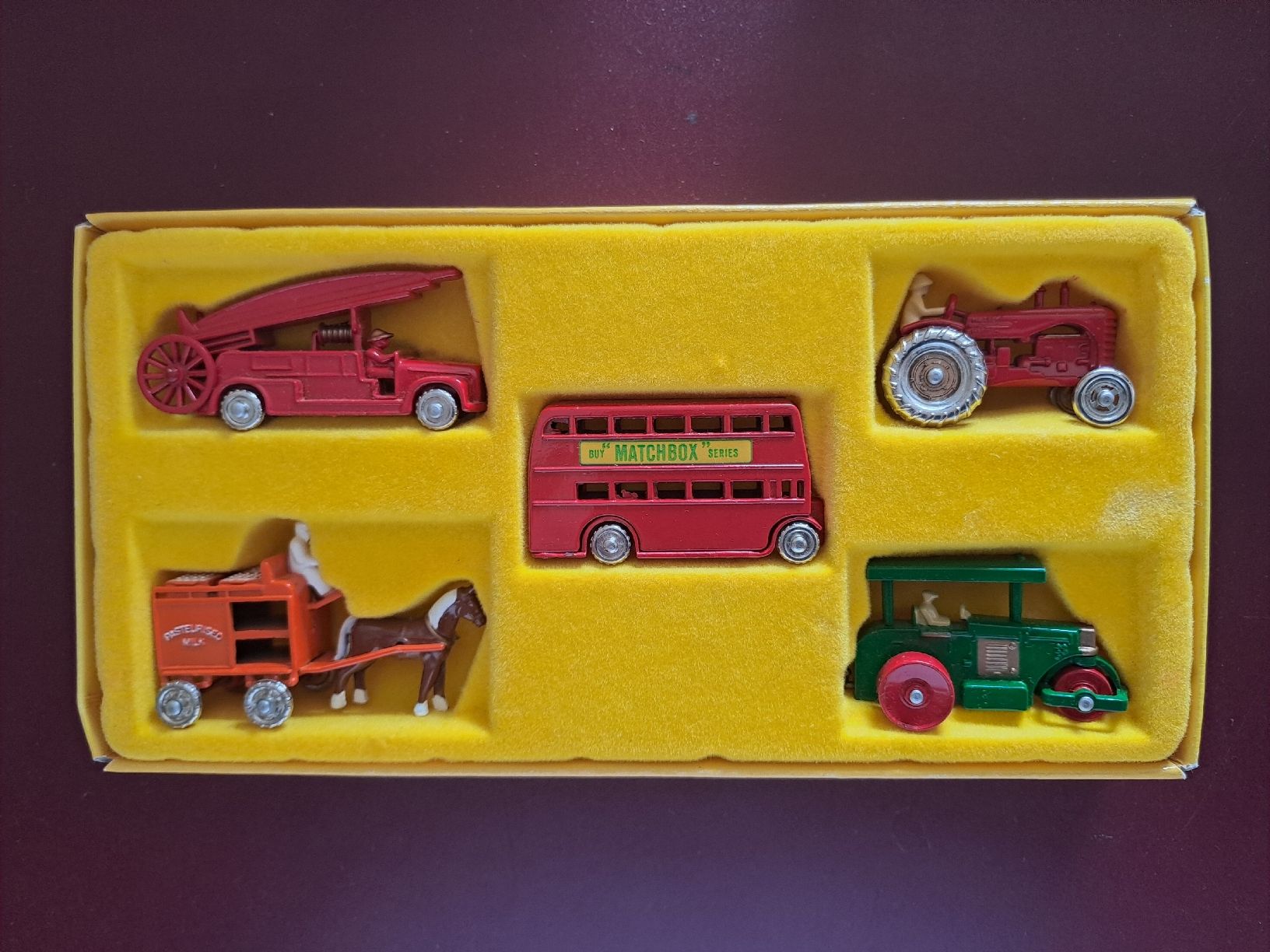 Matchbox Modellini d'auto: Matchbox 40th Anniversary Collection, Jubiläum – Usato da Niederbipp venduto da Brocki-Bude4704 2