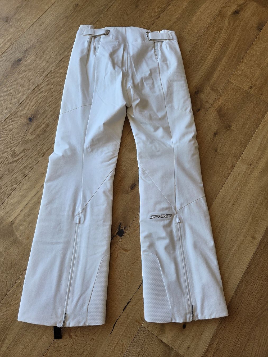Spyder Pantalons: schöne Skihose Spyder – D'occasion à Wiesendangen par Sinhuk 1