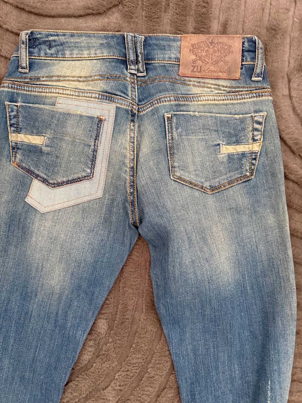 Jeans: Jeans Zu Element – Usato da Schlieren venduto da van_qcj5 3