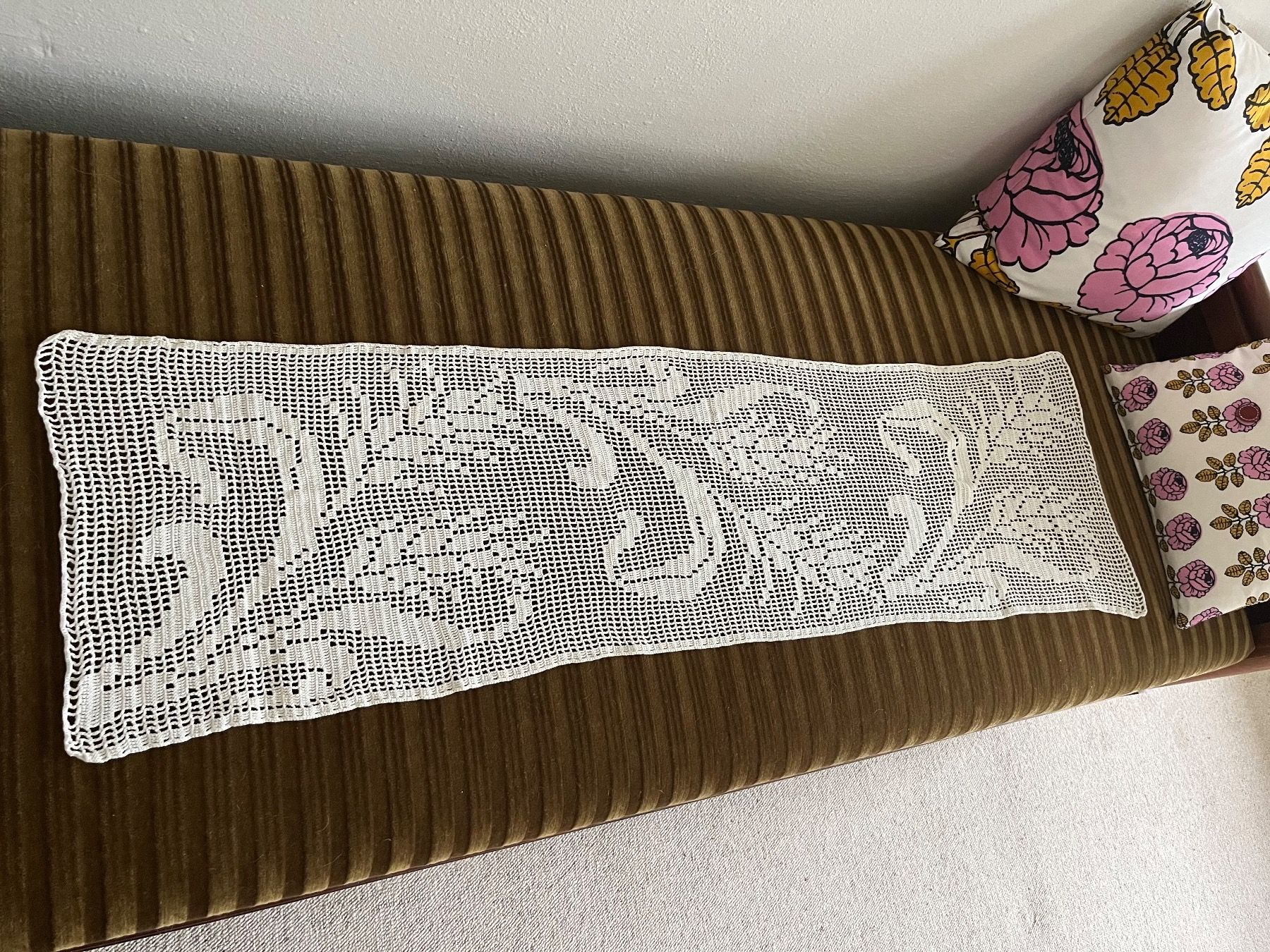 Tende: Vorhang ca. 1940, Handarbeit, Stäbchen gehäkelt – Usato da Winkel venduto da Tongabonga