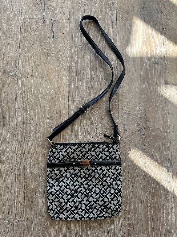 Borse da donna: Tasche Tommy Hilfiger – Usato da Uster venduto da pferber
