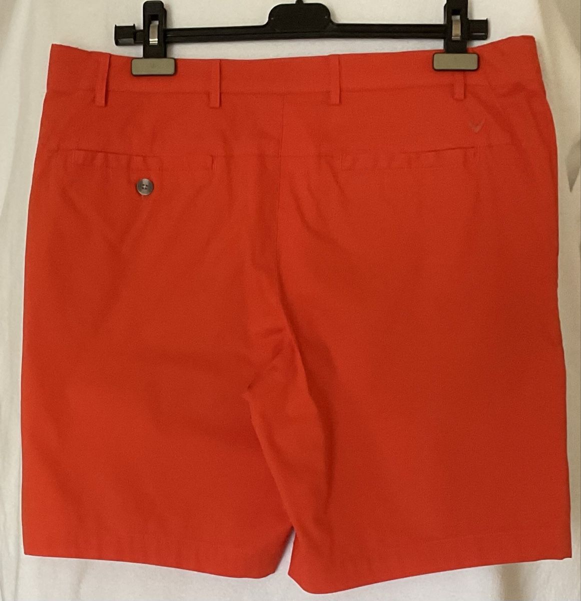 Callaway Pantaloni: Callaway short de golf orange - EU 50 – Usato da Corseaux venduto da Mililaforet75 1