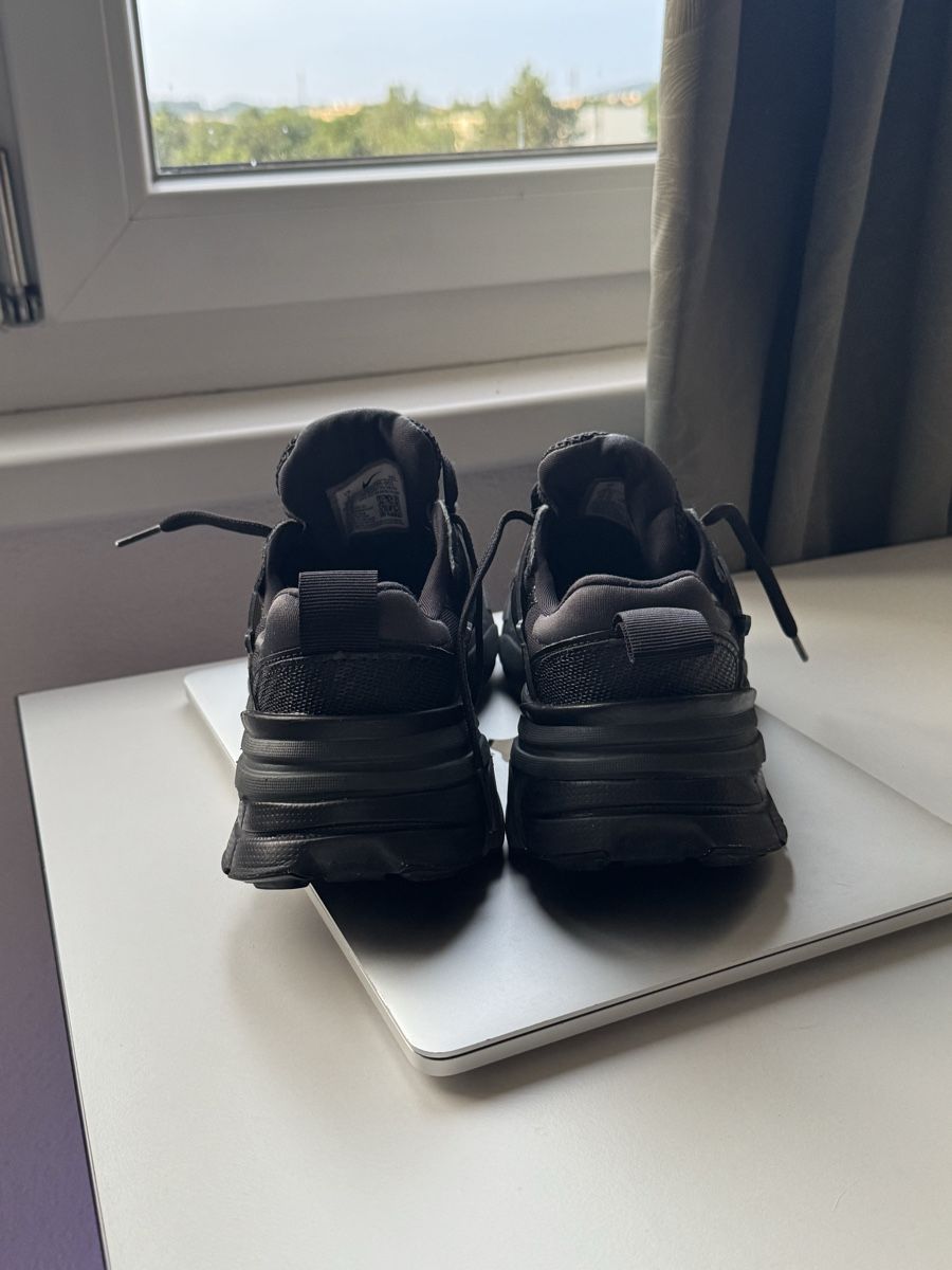 Nike Scarpe da uomo: Sneakers Nike v2k run Black Anthracite – Nuovo (secondo la descrizione) da St. Gallen venduto da sch_th5c 4