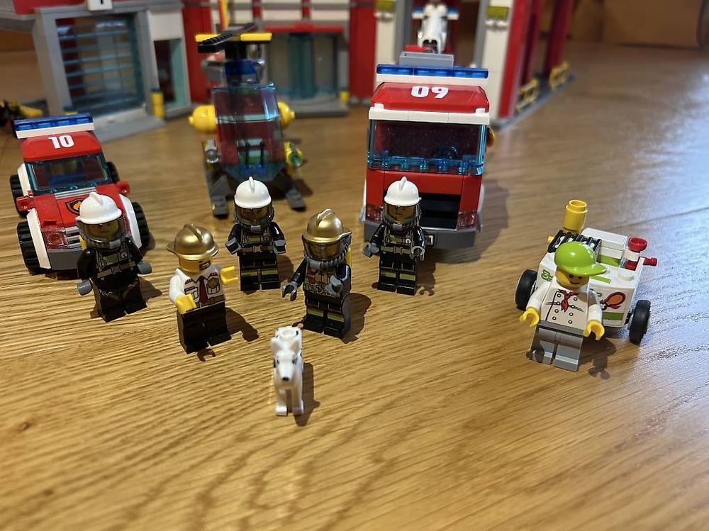 Giocattoli: Lego Feuerwehrstation, mit Bedienungsanleitung – Usato da Bäriswil BE venduto da Eddy77 2