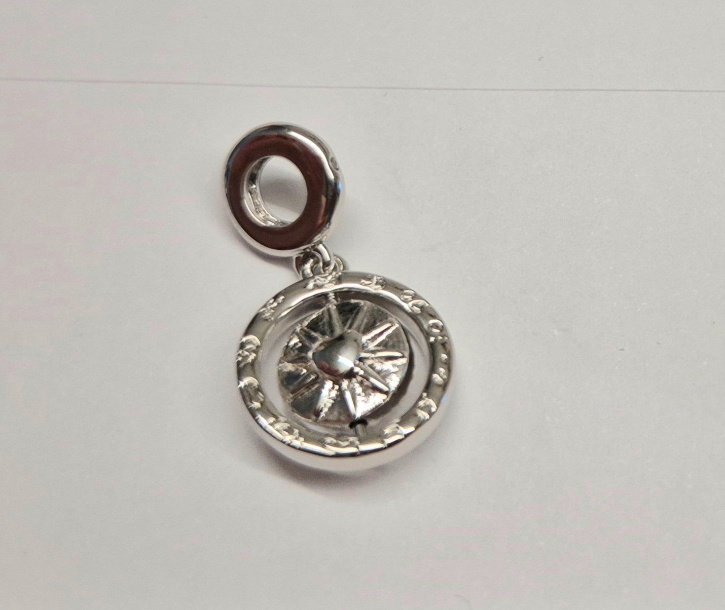 Anhänger: Silber Charm drehender Kompass +Garantie – Neu (gemäss Beschreibung) aus Rotkreuz von Carbone_Bijou-Shop 2