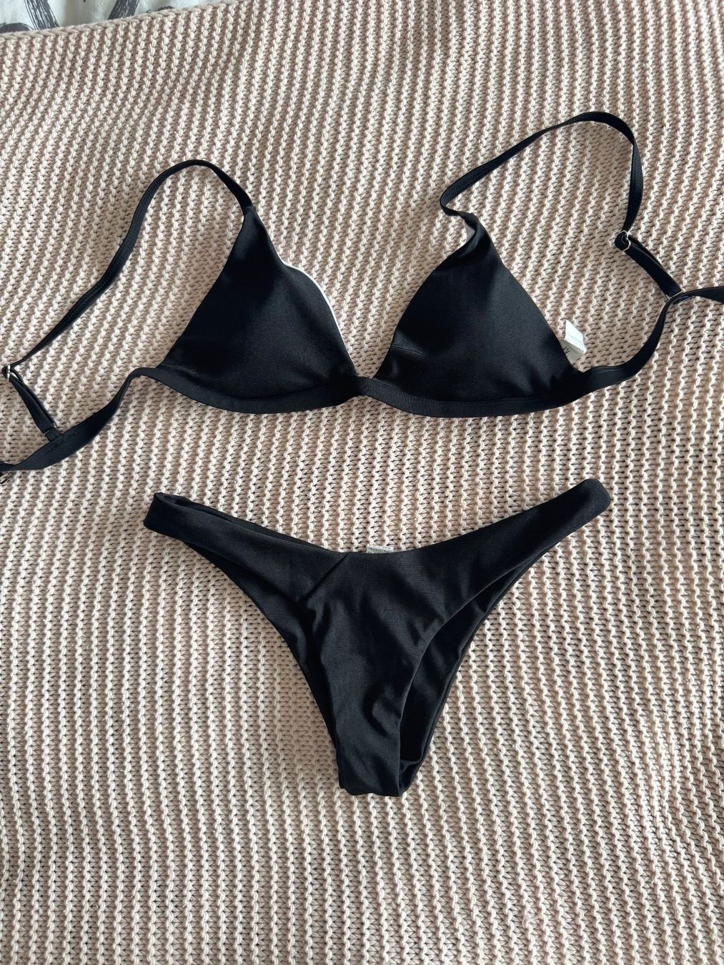 Costumi da bagno & Bikini: Maillot de bain noir – Usato da Montreux venduto da Izapechee