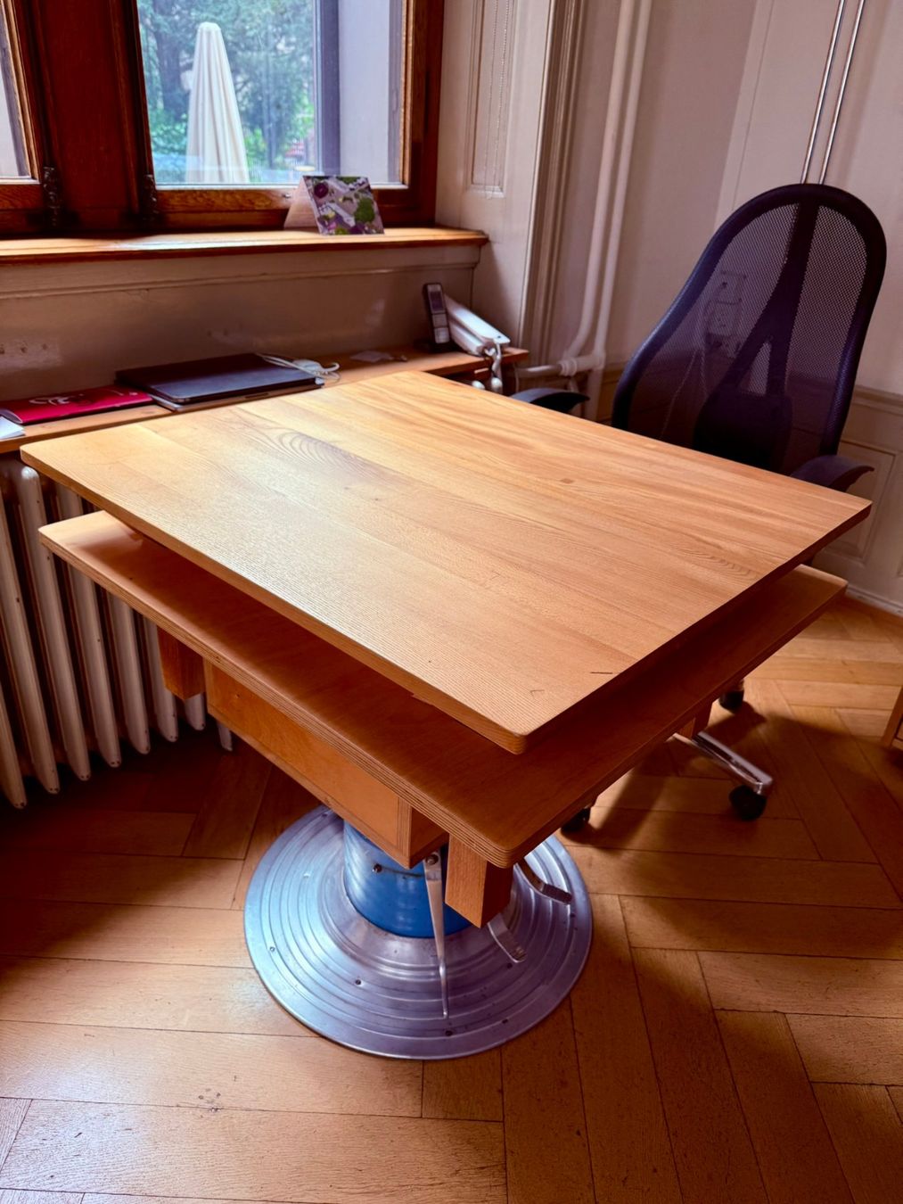 Scrivanie: Vintage Bürotisch 80x70 – Usato da Basel venduto da dies_irae
