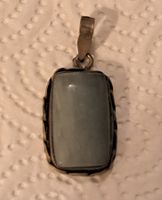 Pendentif avec jade