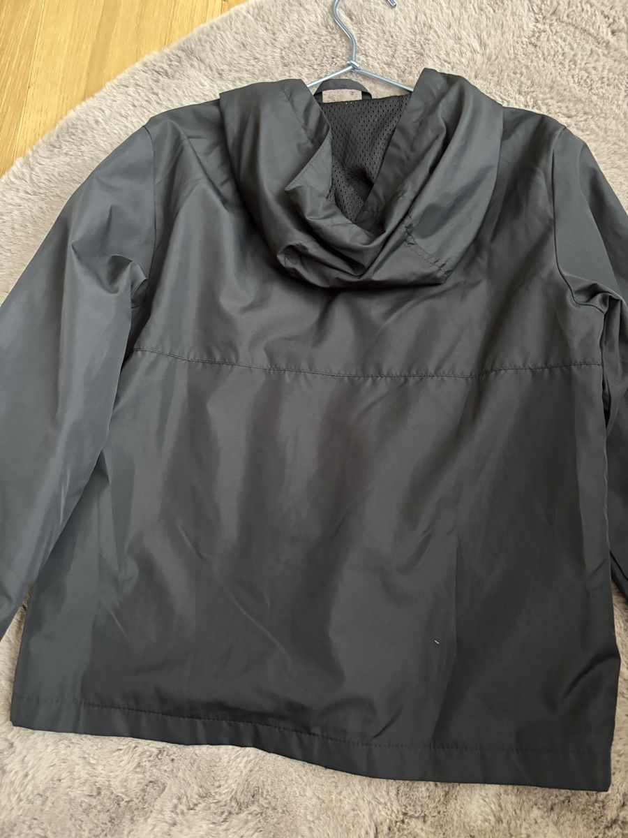 Mango Jacken: Mango Regenjacke – Gebraucht aus Augst BL von fine-art 3