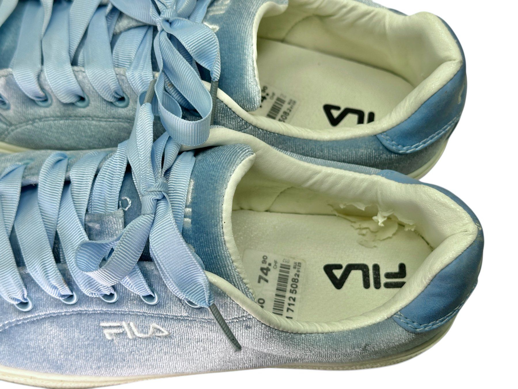 Fila Scarpe da donna: Baskets Fila Velours Bleu Clair. Pointure 40 – Usato da Morges venduto da Auct 9