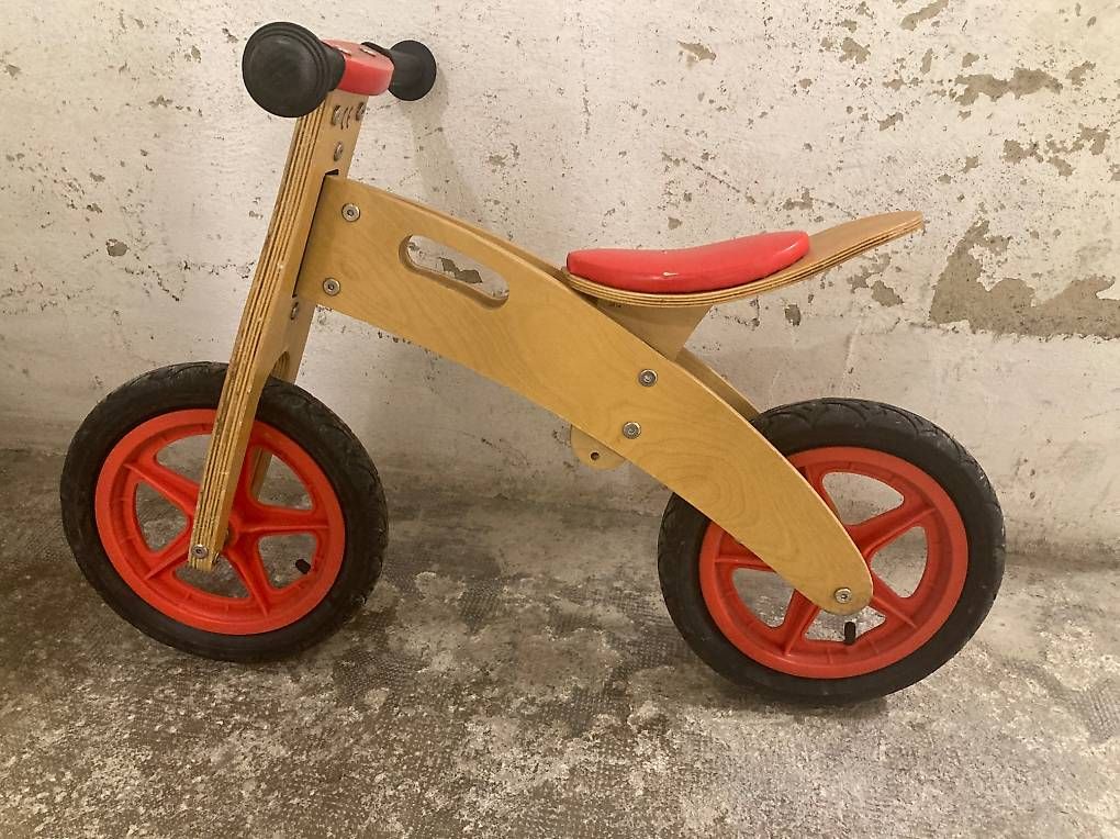 Veicoli per bambini: Draisienne en bois – Usato da Lausanne venduto da pbiolley