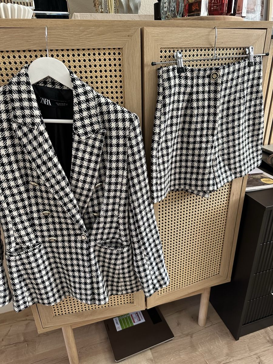 Kleiderpakete: 2 Teile Blazer Short Gr 36 – Gebraucht aus Volketswil von Sina008 1