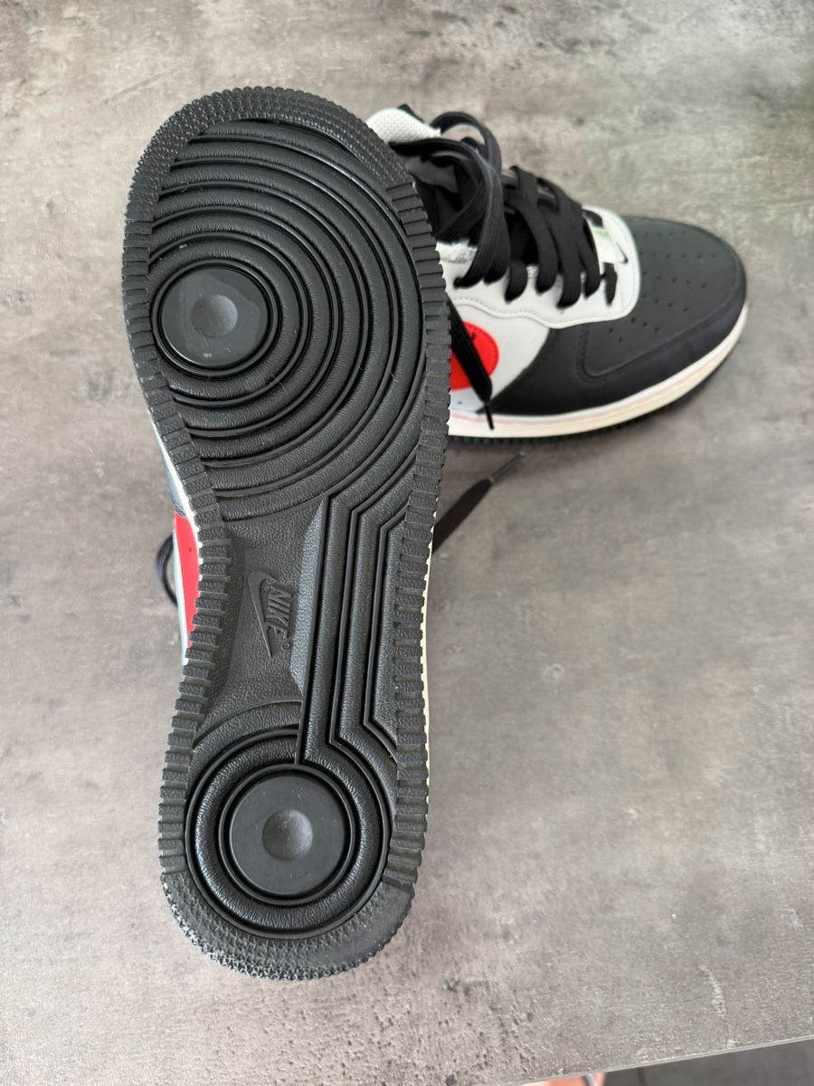 Nike Scarpe da uomo: Nike Air Force 1 - LV8 NBA – Usato da Fontaines NE venduto da iness100 2