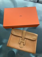 Hermès Jige Pochette, Cuir Courchevel mit Box, der Klassiker