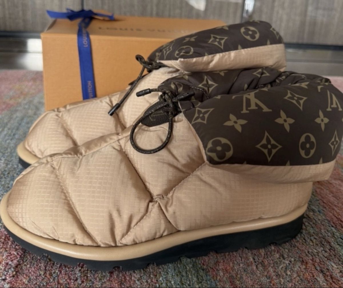 Louis Vuitton Scarpe da donna: Louis Vuitton winter boots  – Nuovo (secondo la descrizione) da Lausanne venduto da Loyal_8 7