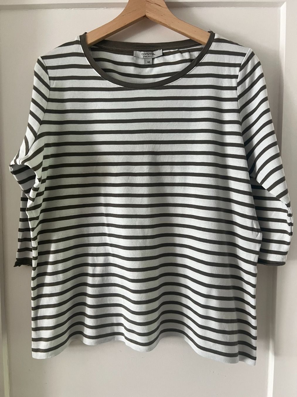 Comma Pulls & Sweat-shirts: Damen Pullover gestreift Comma Grösse 42 Baumwolle – D'occasion à st.gallen par SoCre75