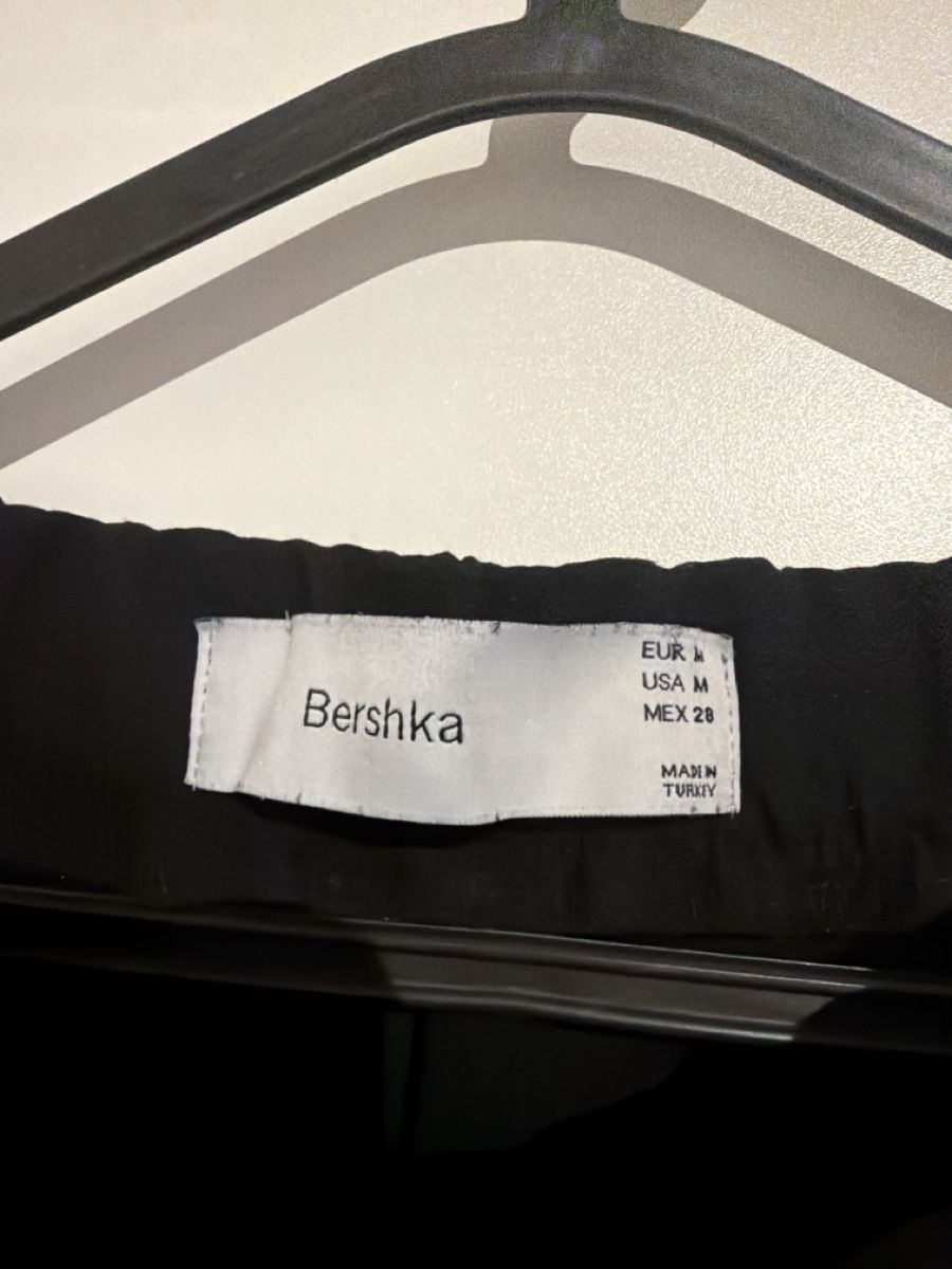 Bershka Gonne: Hosenrock – Usato da Döttingen venduto da chi_8d8b 1