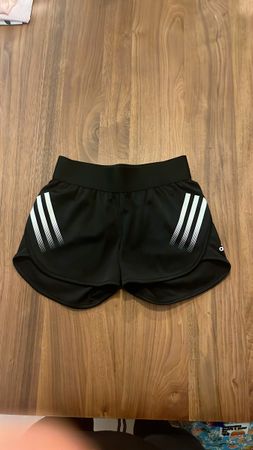 Adidas Laufshorts Schwarz, Damen, Grösse 140, Top Zustand!
