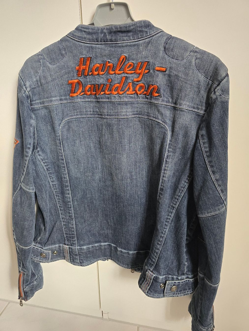 Giacche: Harley-Damen-Jeansjacke – Usato da Rottenschwil venduto da Saphirin 1