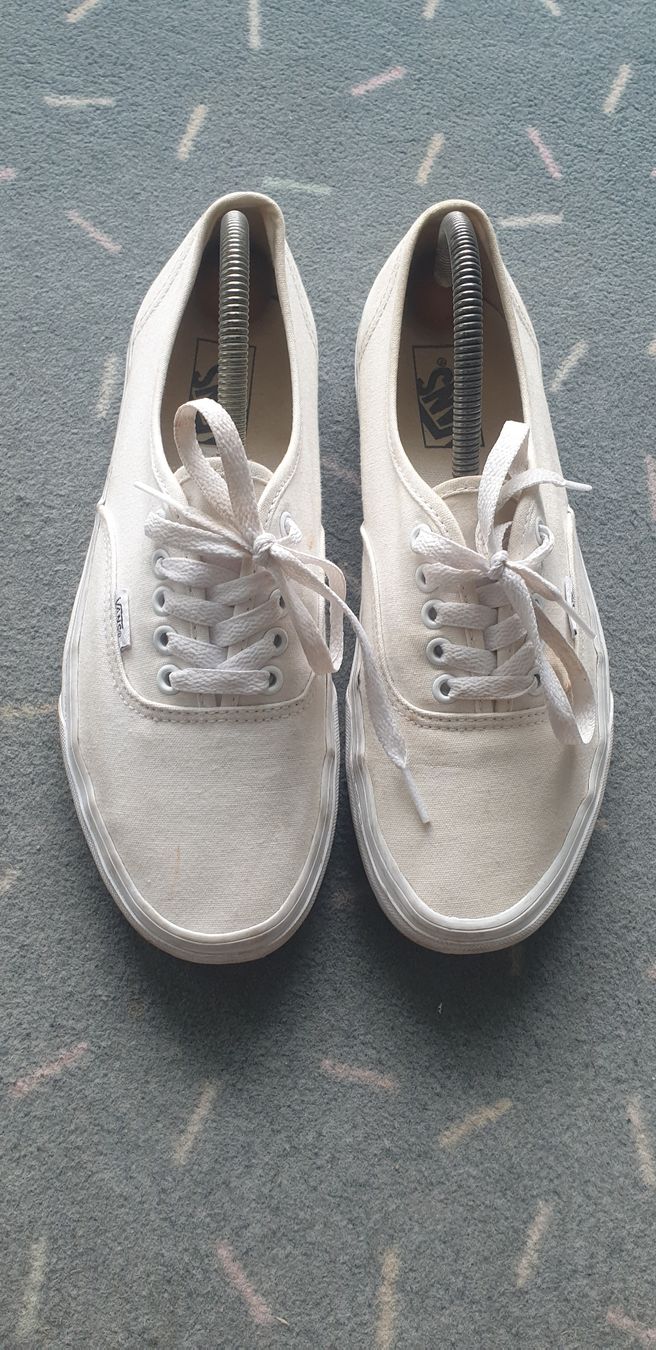 Vans Herrenschuhe: Vans Sneakers weiss Gr. 42 – Gebraucht aus Wollerau von Hansjuerg2