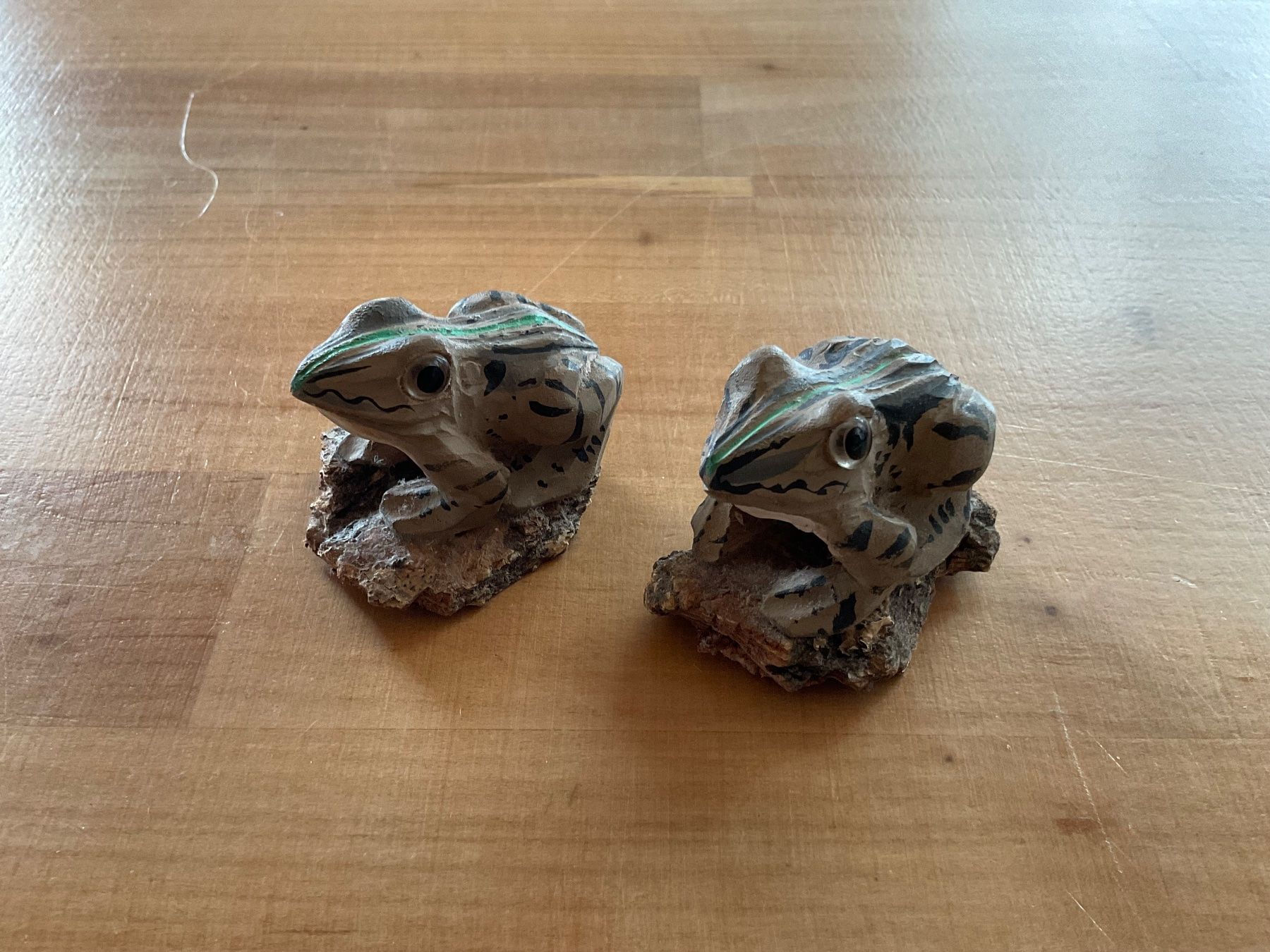 Statuette: Frosch Figuren aus Holz – Usato da Rümlang venduto da euqinom16