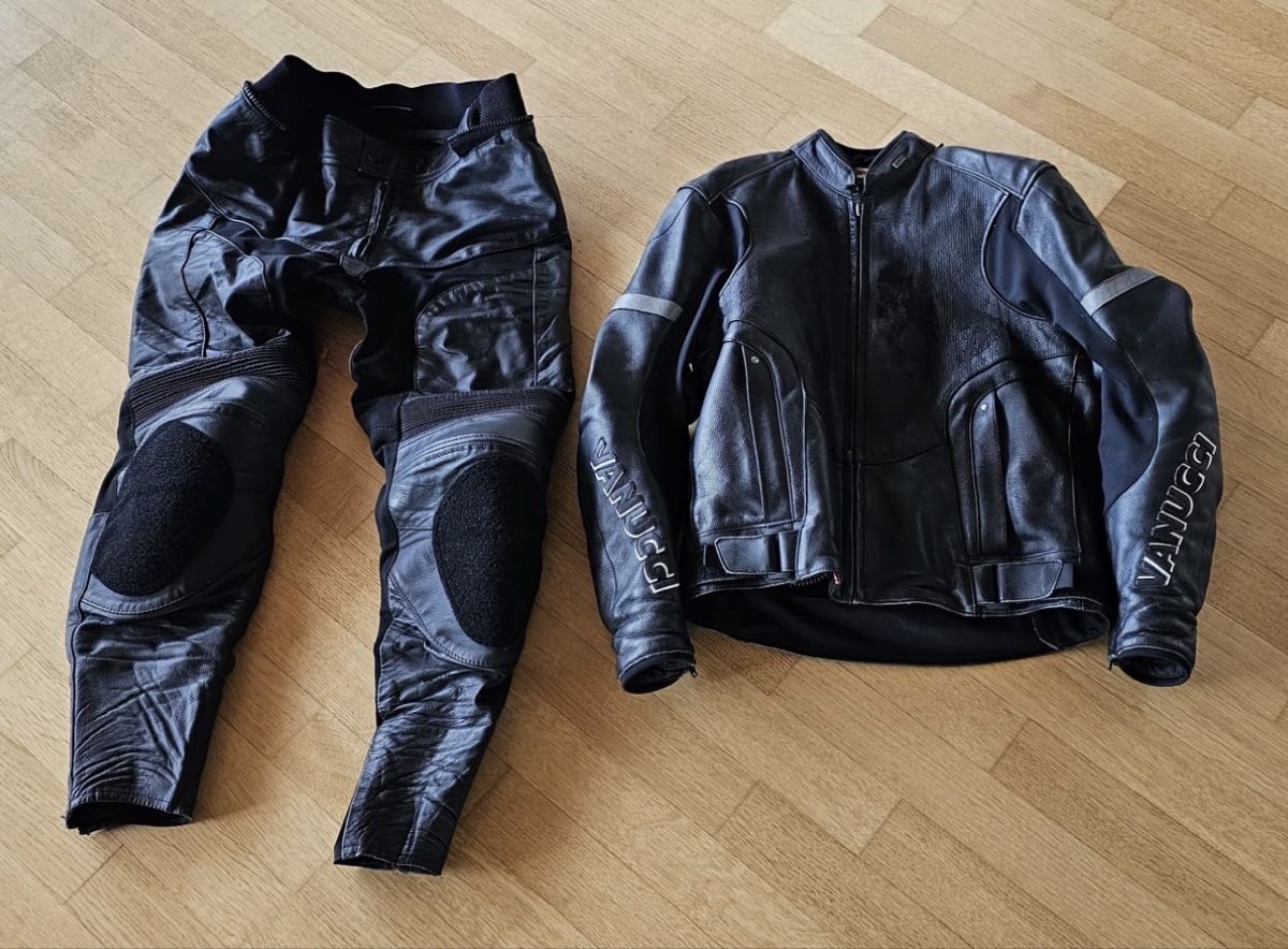 Vanucci Lotti di vestiti: Vanucci Motorrad Lederkombi Gr 48 – Usato da Zug venduto da kuba1972 1