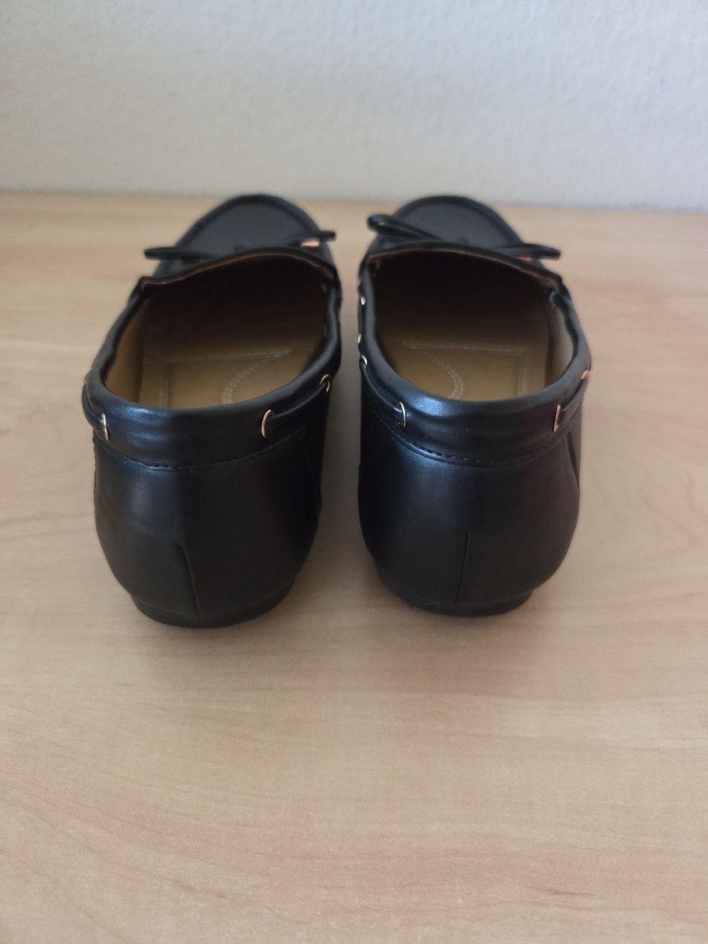 Scarpe da donna: Schwarze Kunstleder Mokassins Gr.39 – Nuovo (secondo la descrizione) da Winterthur venduto da katzen07 3