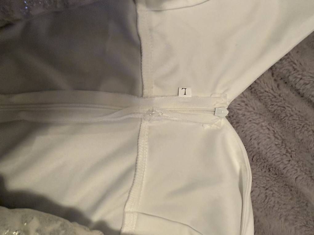 Robes: Kleid weiss grösse L – D'occasion à Füllinsdorf par Rivai 4